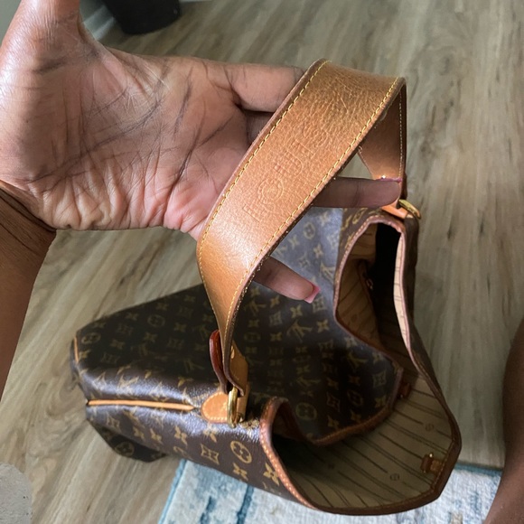 💯 Authentic Louis Vuitton Delightful MM - Picture 6 of 16